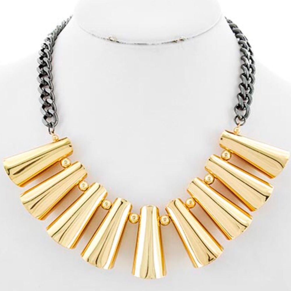 The Gunmetal Necklace